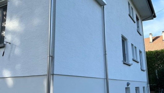 Réfection des façades en crépi isolant à Morges